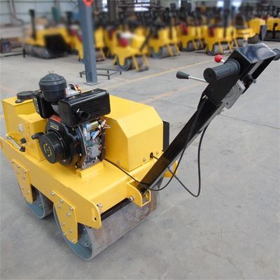 Двойной барабанный ролик Okr-700 600kg Гидравлический асфальтовый ролик для строительства малых дорог