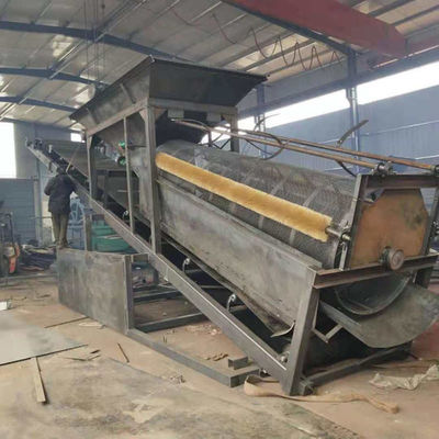 1800 KG Тип 20 Поставка почвенная скрининг машина для угольной почвы песчаный гравий на заказ